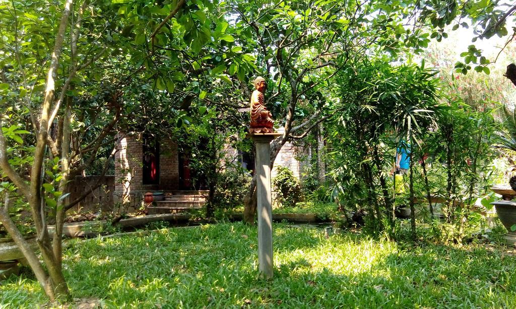 Tam Tinh Vien Homestay Hué Eksteriør billede
