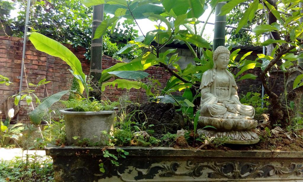 Tam Tinh Vien Homestay Hué Eksteriør billede