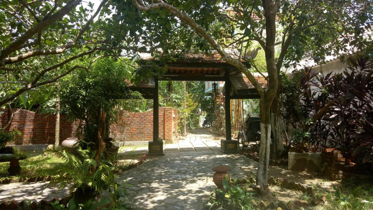 Tam Tinh Vien Homestay Hué Eksteriør billede